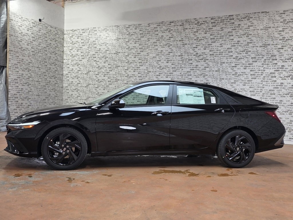New 2026 Hyundai Elantra Sport w/ Cargo Package image 5