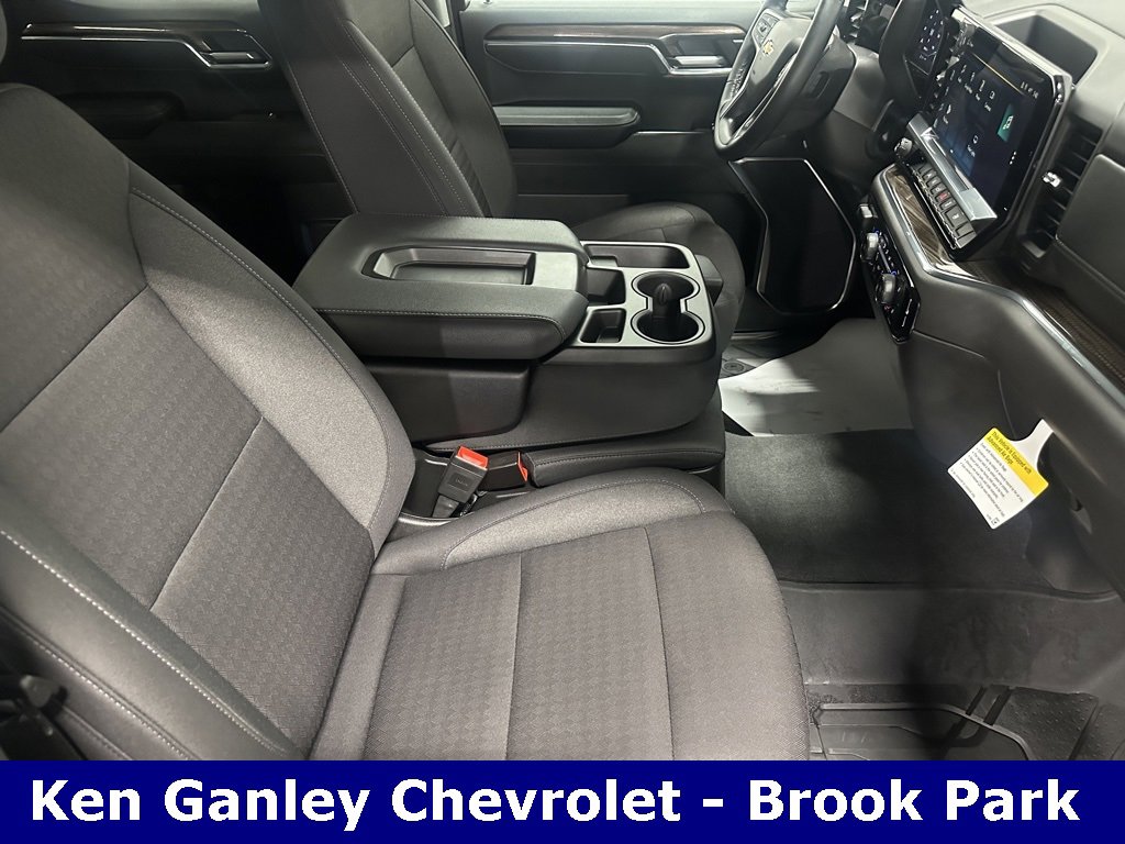 Certified 2025 Chevrolet Silverado 1500 LT image 21
