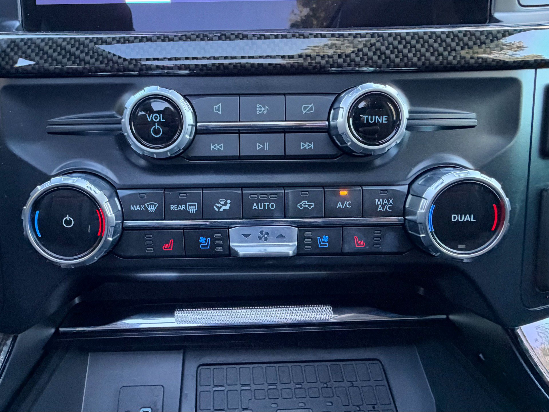 Used 2023 Ford F150 Lariat w/ Equipment Group 502A High AWD/4WD image 22