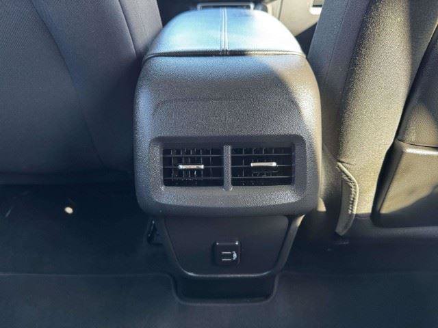 Used 2023 GMC Terrain SLE w/ Driver Convenience Package FWD image 41