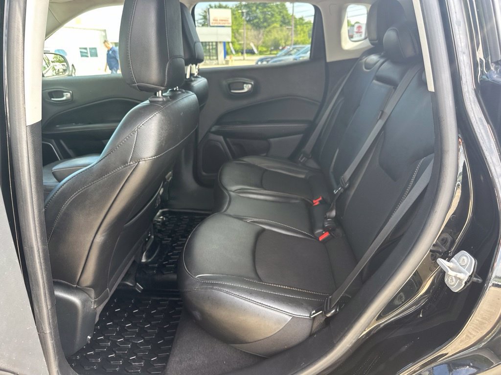 Used 2021 Jeep Compass Latitude w/ Convenience Group AWD/4WD image 30