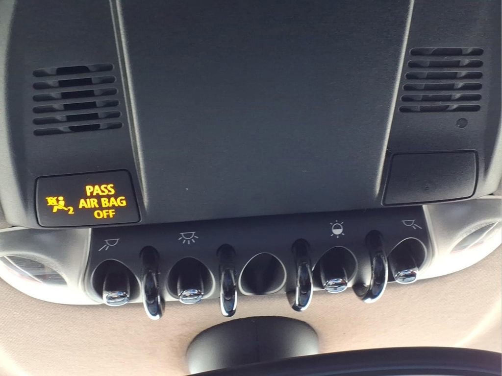 Used 2012 MINI Cooper Countryman image 25