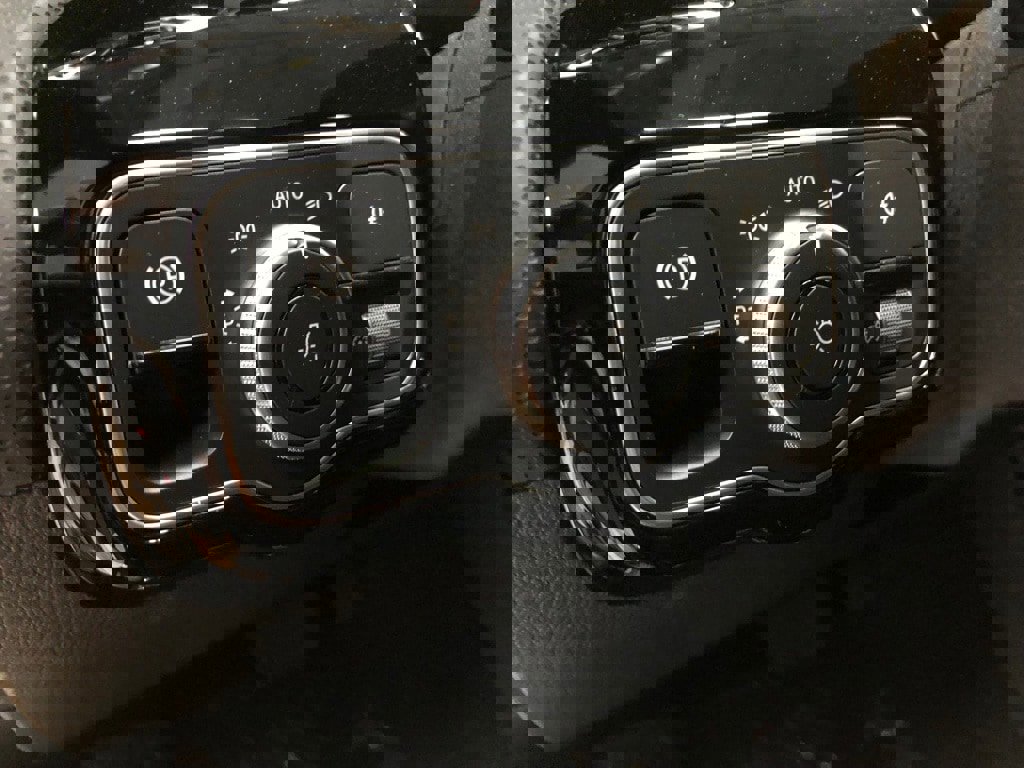 New 2025 Mercedes-Benz CLA 250 4MATIC image 10