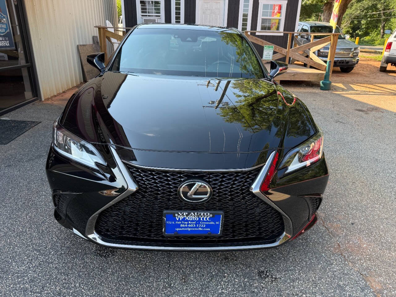 Used 2020 Lexus ES 350 F Sport w/ Accessory Package FWD image 3