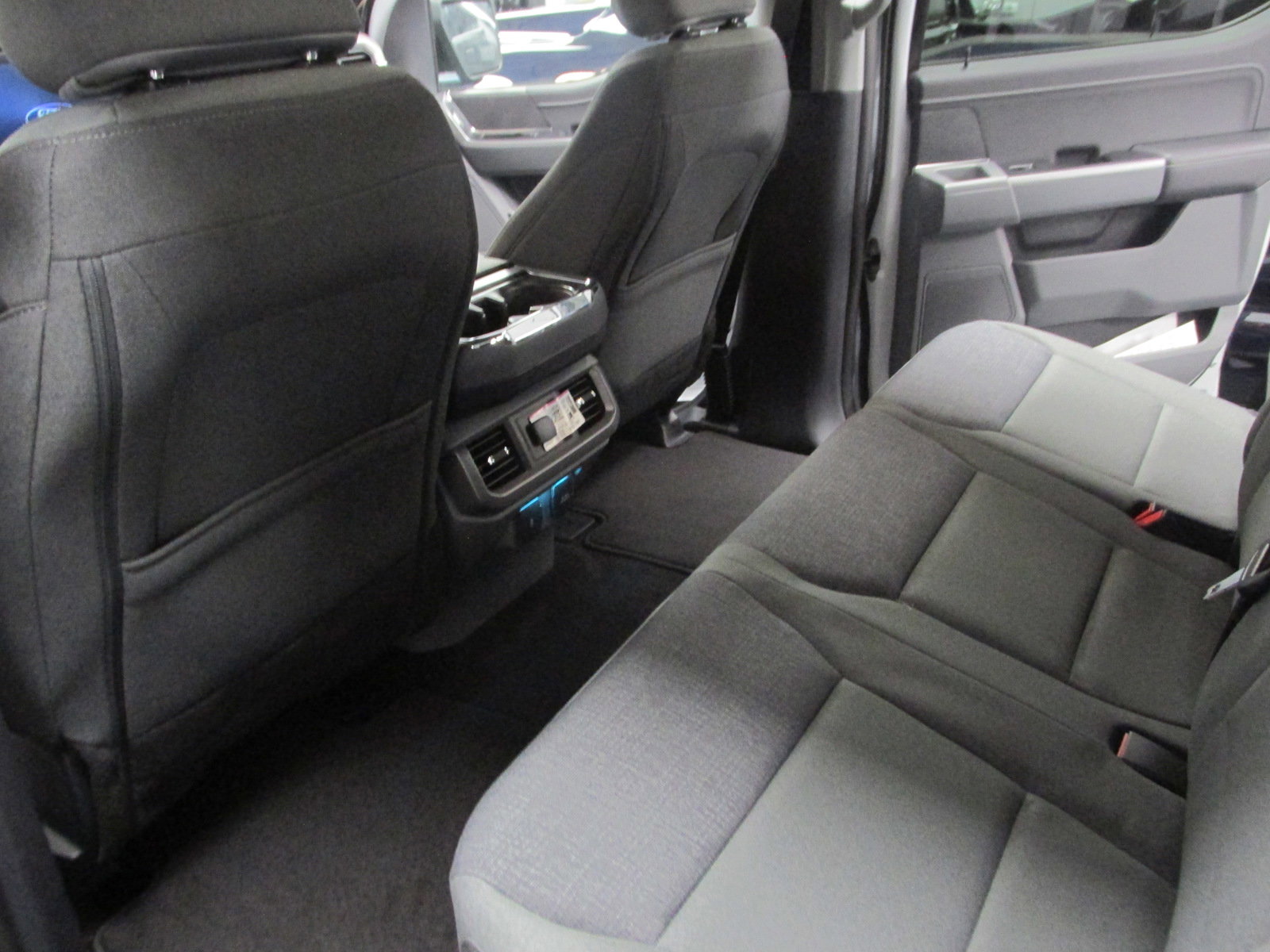 New 2025 Ford F150 XLT w/ Equipment Group 302A MID image 17