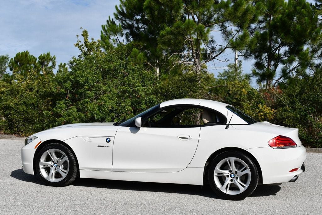 Used 2012 BMW Z4 sDrive35i RWD image 4