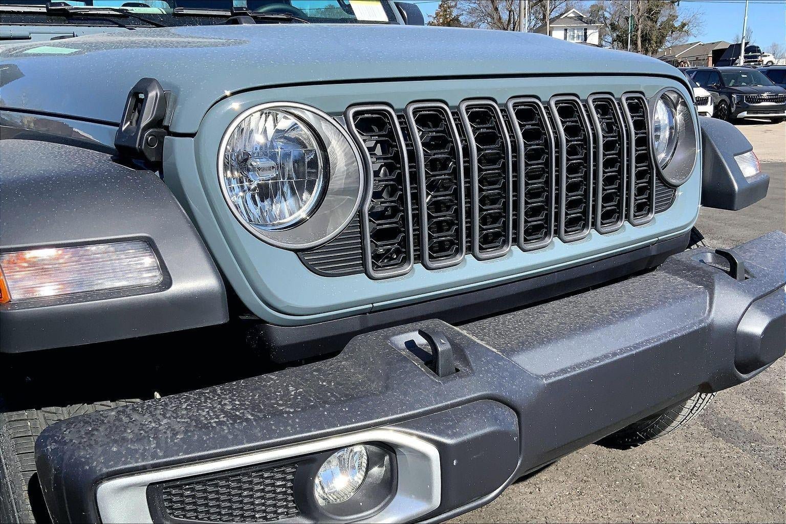 New 2026 Jeep Gladiator Sport AWD/4WD image 26