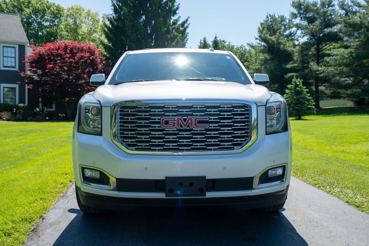 Used 2020 GMC Yukon XL Denali AWD/4WD image 8