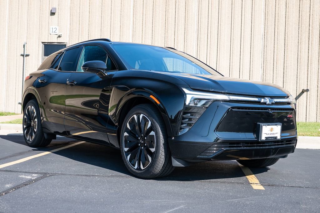 New 2026 Chevrolet Blazer EV RS image 2