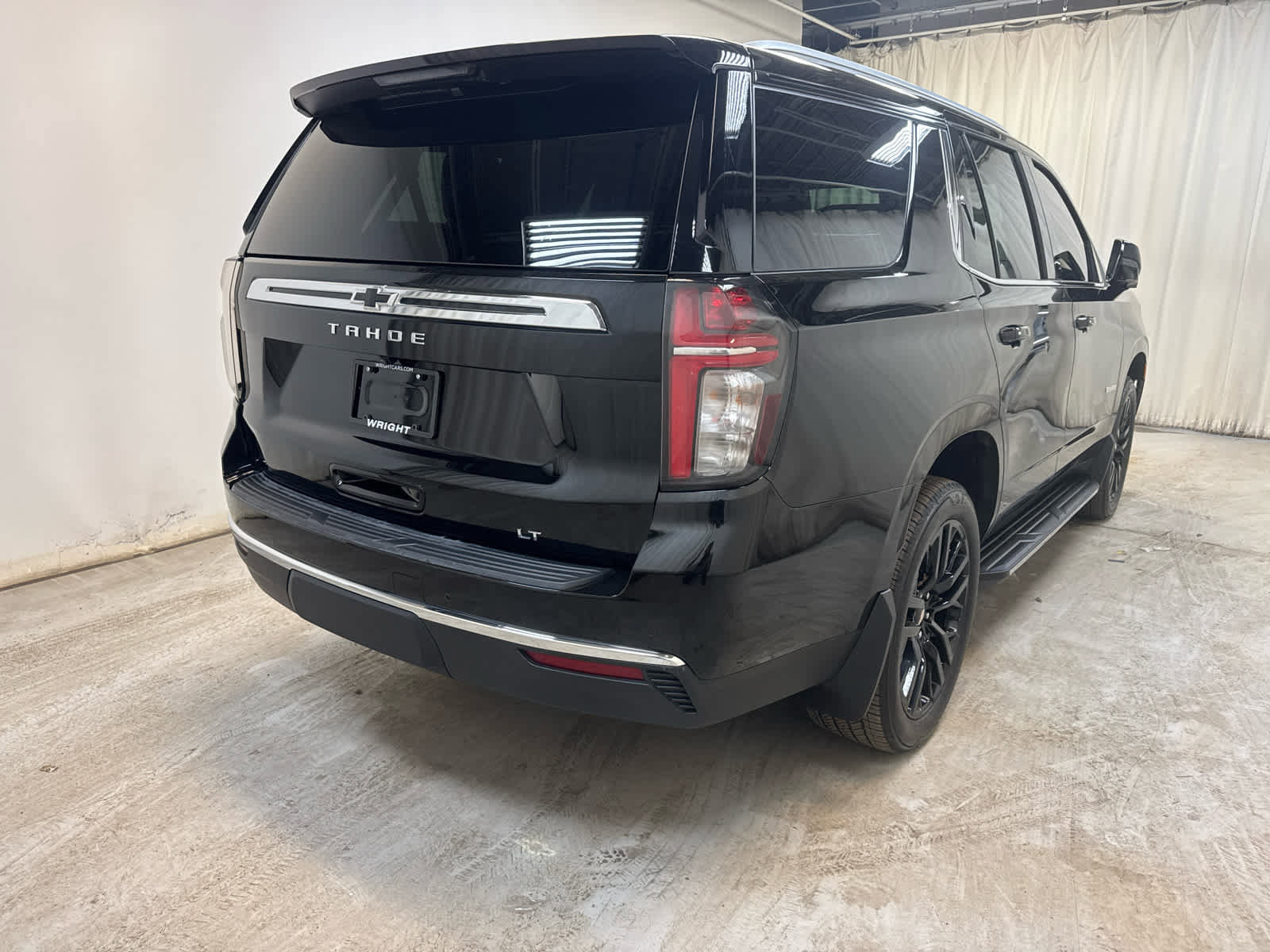 Used 2023 Chevrolet Tahoe LT w/ LT Signature Plus Package image 13