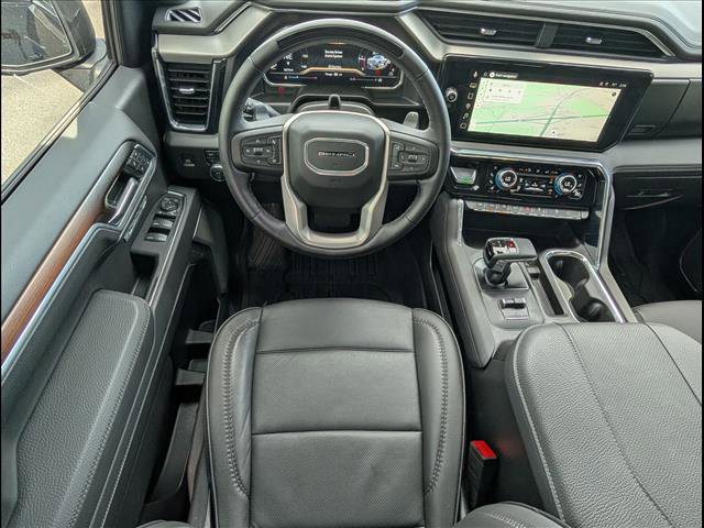 Used 2025 GMC Sierra 1500 Denali image 8