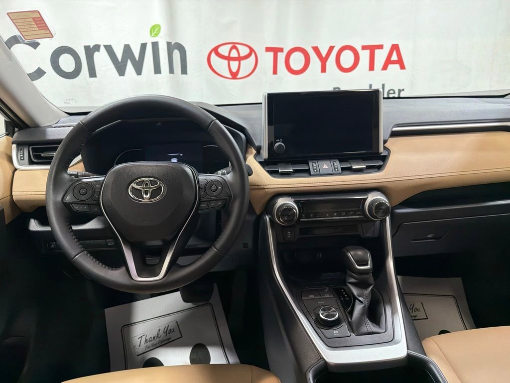 Used 2025 Toyota RAV4 XLE Premium AWD/4WD image 20