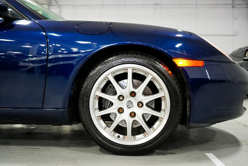 Used 2001 Porsche 911 Carrera image 28