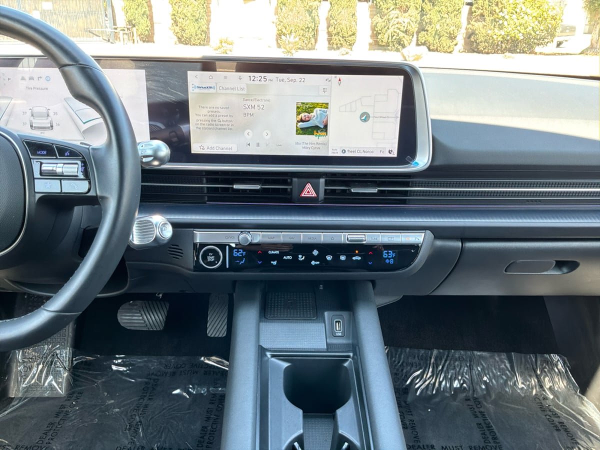 Used 2023 Hyundai Ioniq 6 SEL RWD image 15