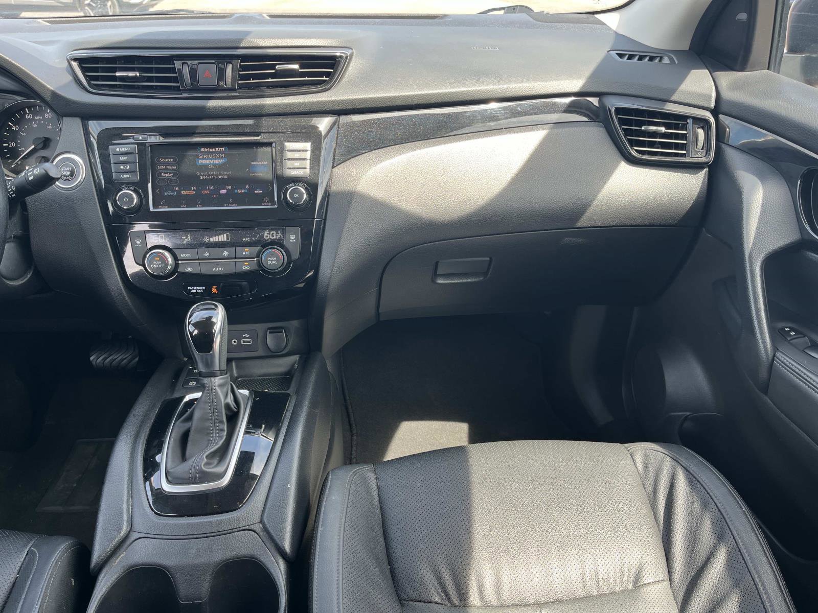 Used 2021 Nissan Rogue Sport SL image 11