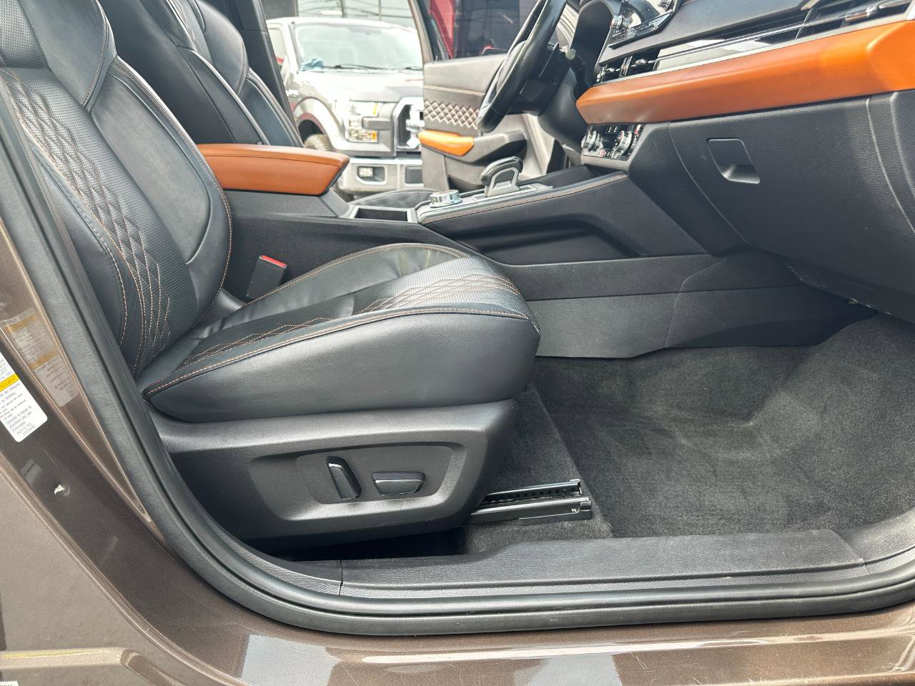 Used 2022 Mitsubishi Outlander SEL AWD/4WD image 31