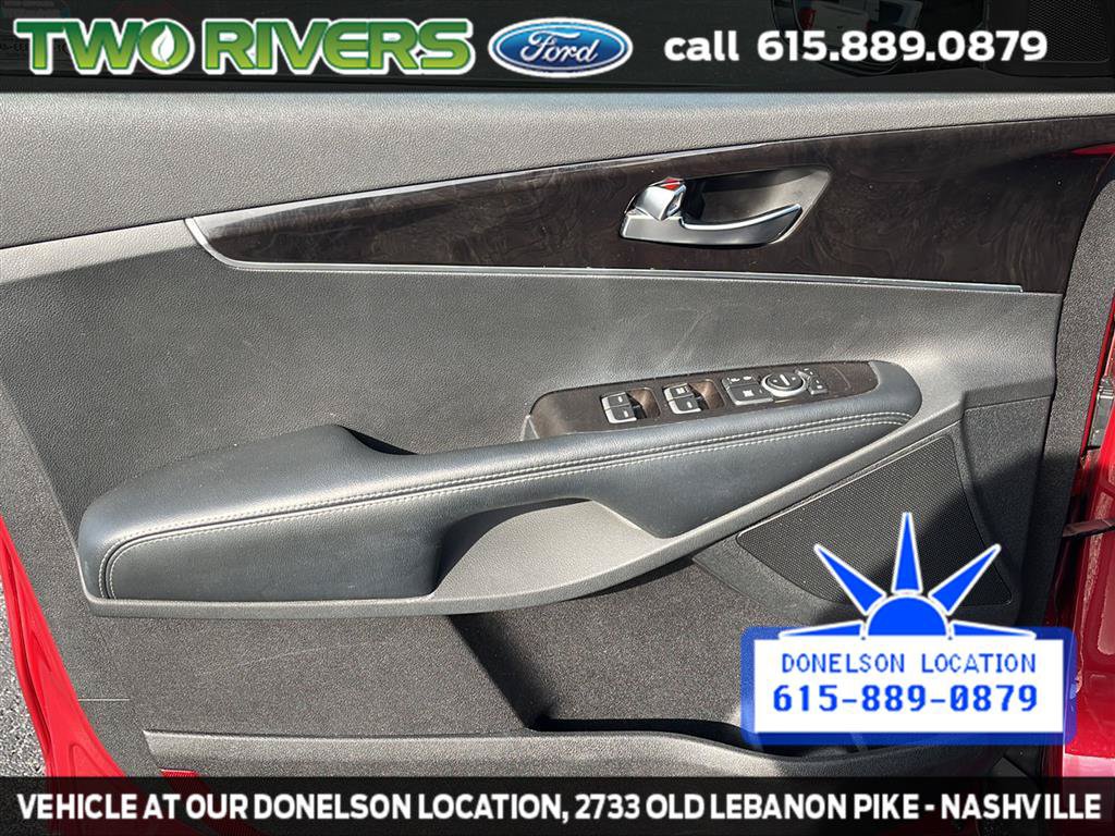 Used 2017 Kia Sorento AWD image 13
