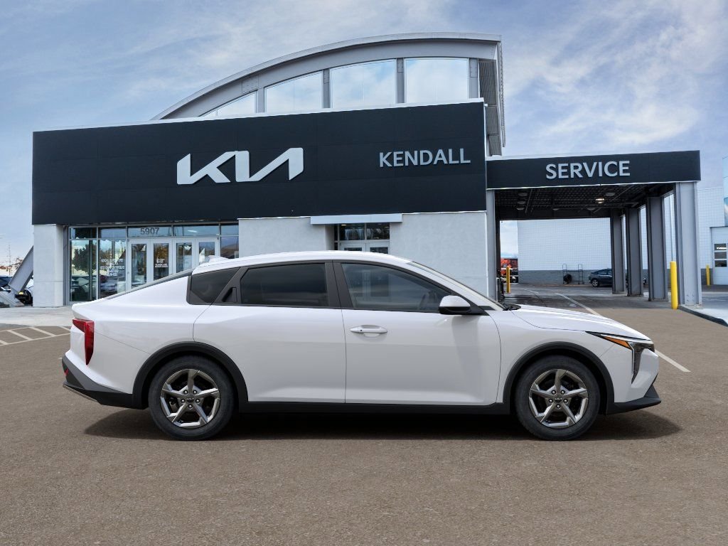 New 2026 Kia K4 FWD image 7