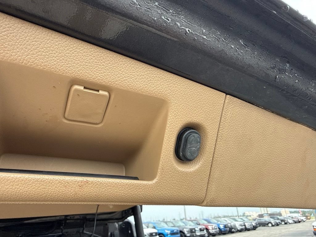 Used 2018 Cadillac Escalade ESV Platinum AWD/4WD image 10