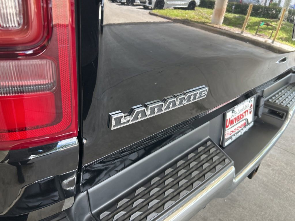 Used 2022 RAM 1500 Laramie AWD/4WD image 18
