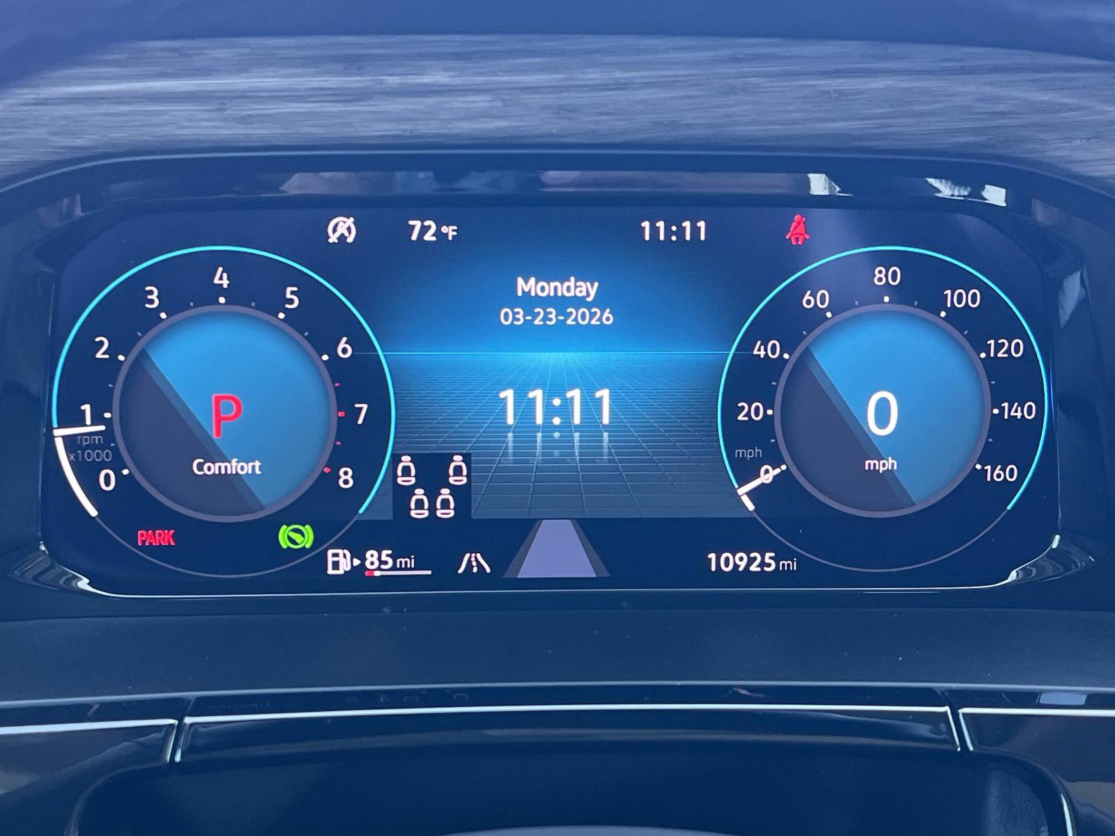 Certified 2025 Volkswagen Atlas SEL Premium R-Line image 11