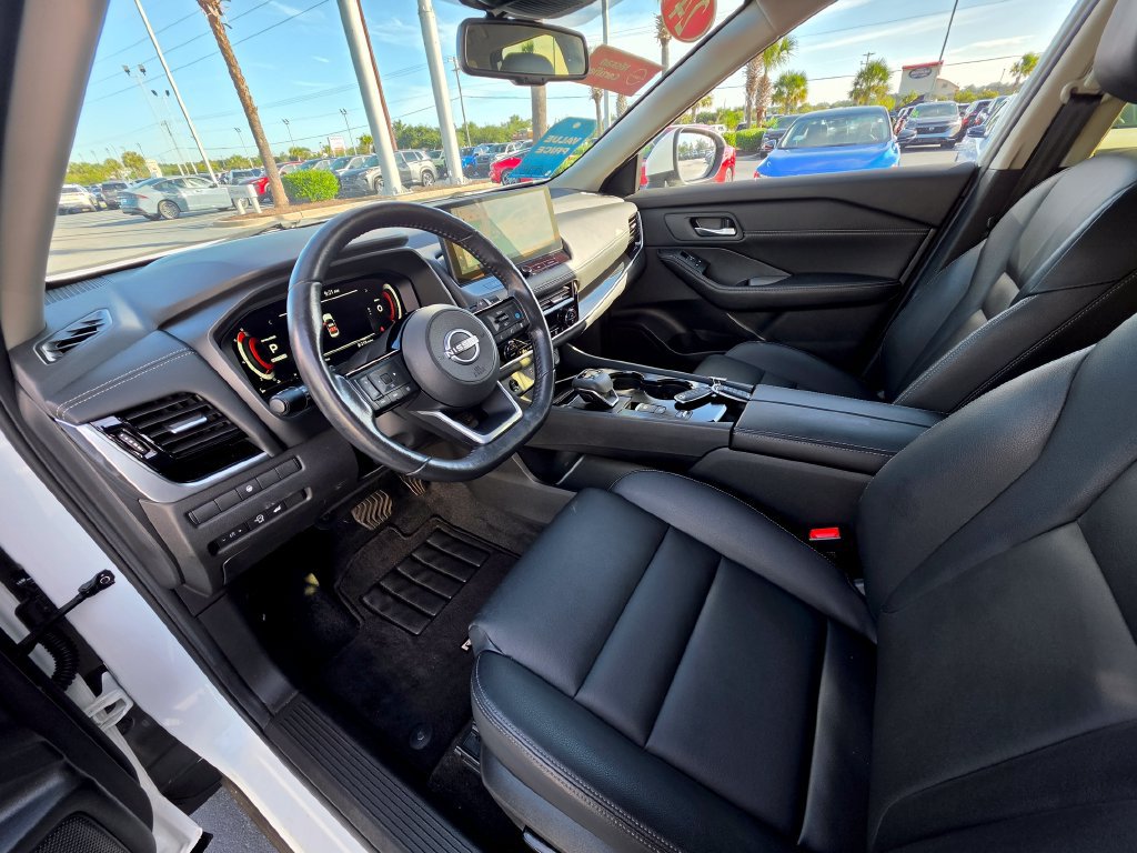 Certified 2024 Nissan Rogue SL FWD image 17