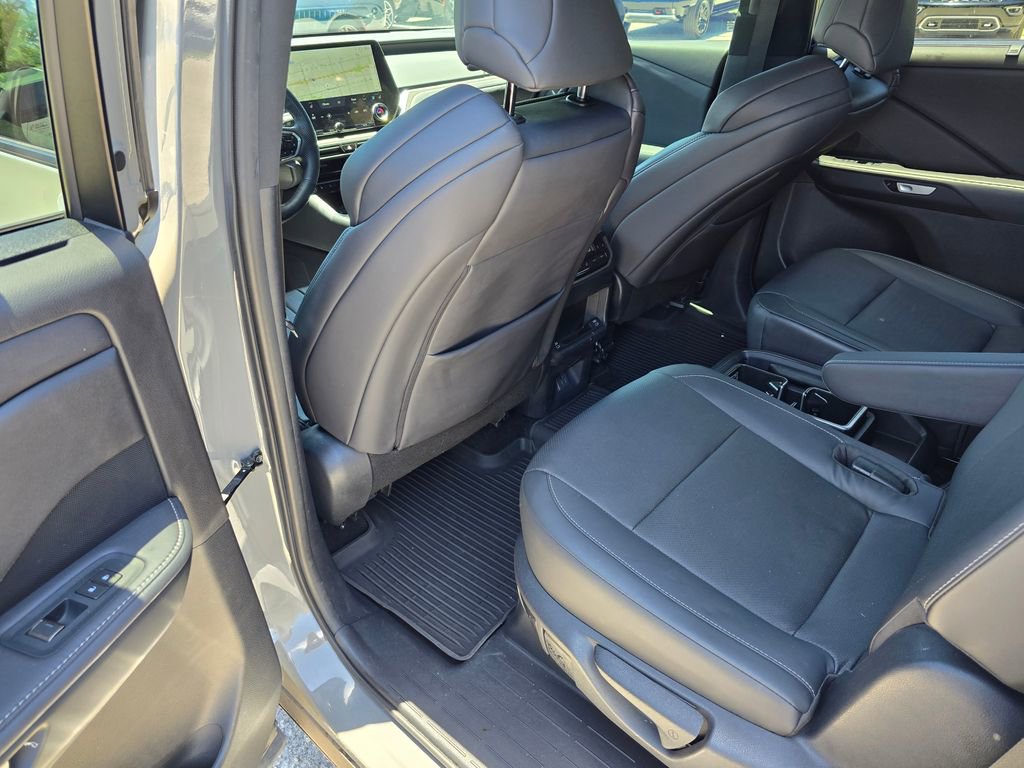 Used 2024 Lexus TX 500h AWD w/ Technology Package image 33