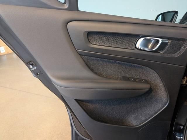 Used 2023 Volvo XC40 B5 Plus w/ Driver Assist Package image 25