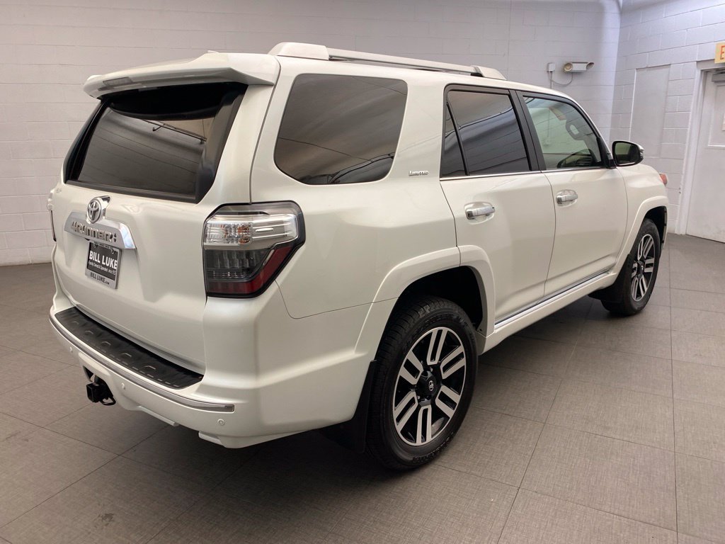 Used 2024 Toyota 4Runner Limited AWD/4WD image 7