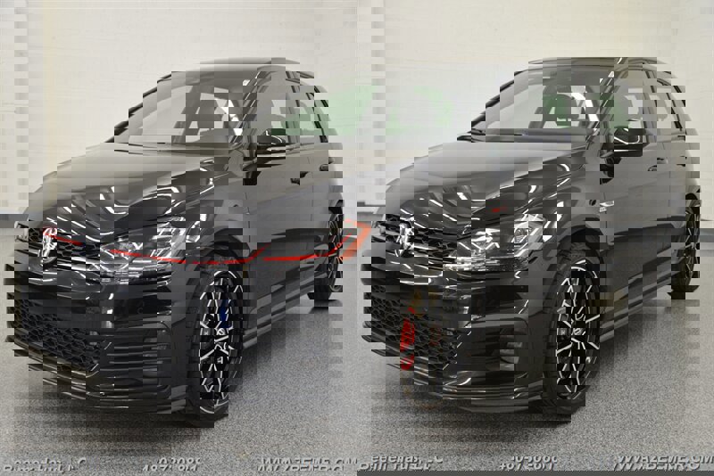 Used 2021 Volkswagen GTI Autobahn image 2
