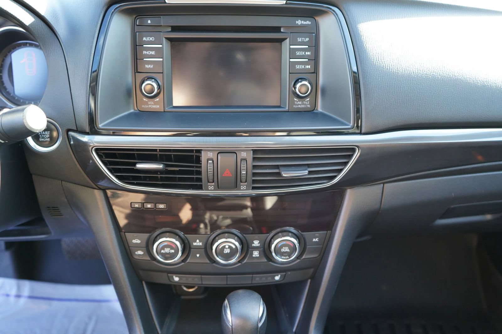 Used 2015 MAZDA MAZDA6 Grand Touring w/ GT Technology Package FWD image 4