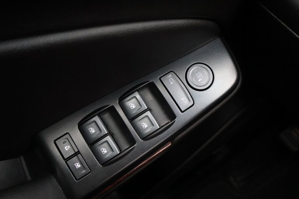 Used 2020 GMC Yukon SLE w/ Convenience Package image 31