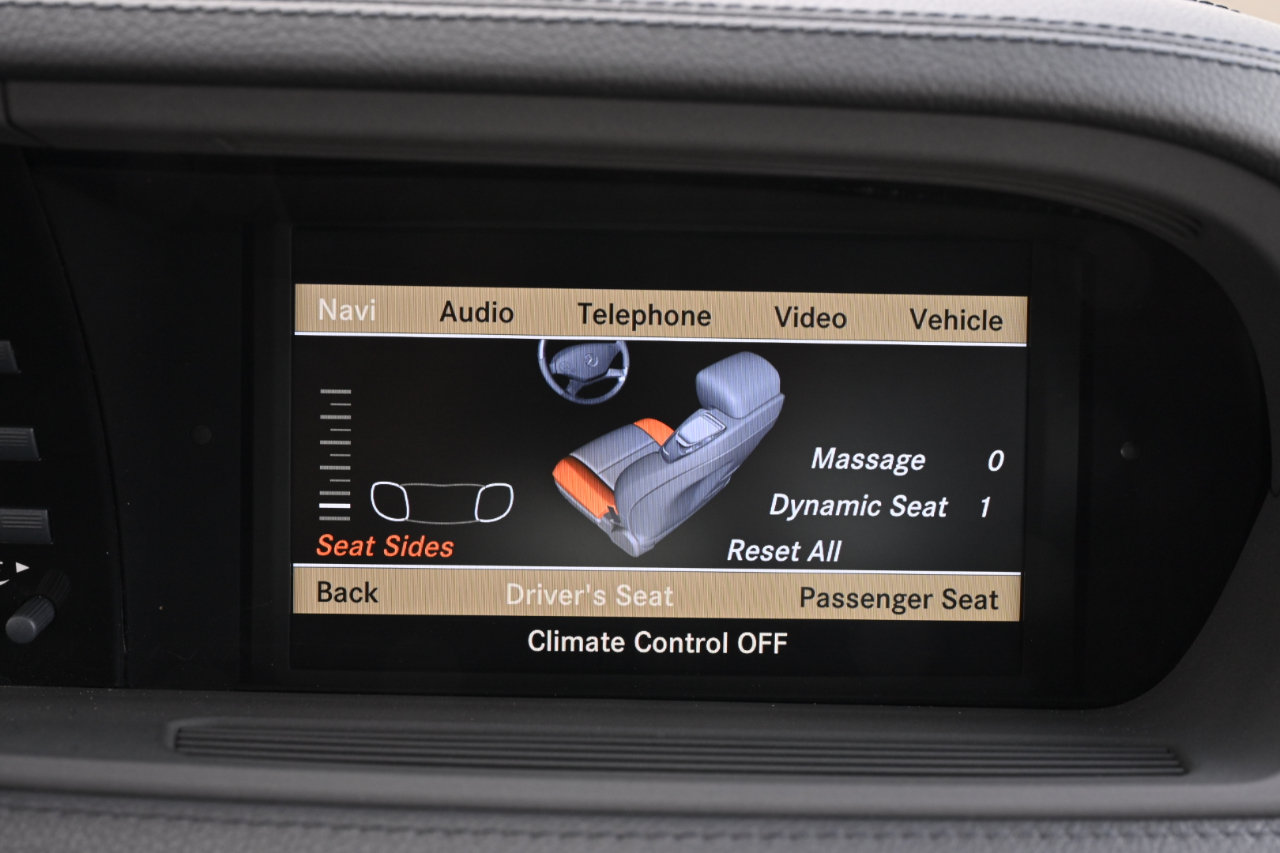 Used 2010 Mercedes-Benz CL 550 4MATIC image 47
