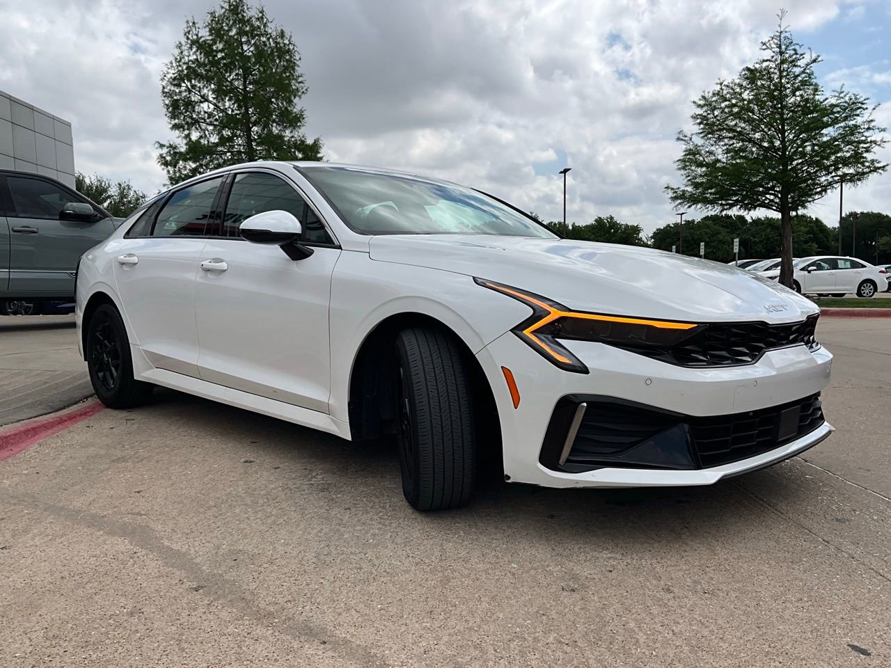 Used 2025 Kia K5 LXS FWD image 4