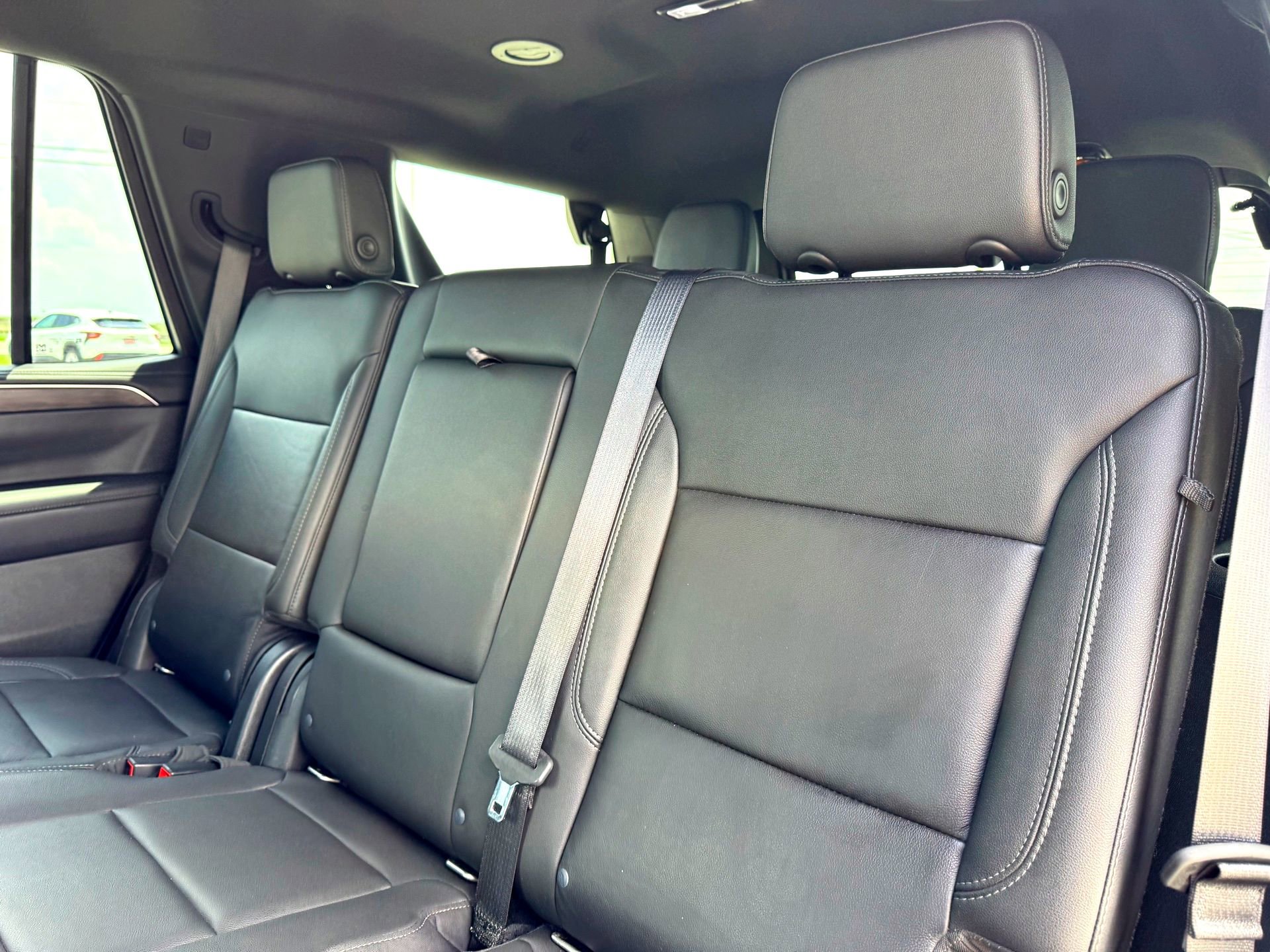 Used 2021 Chevrolet Tahoe Z71 w/ Rear Media and Nav Package image 18