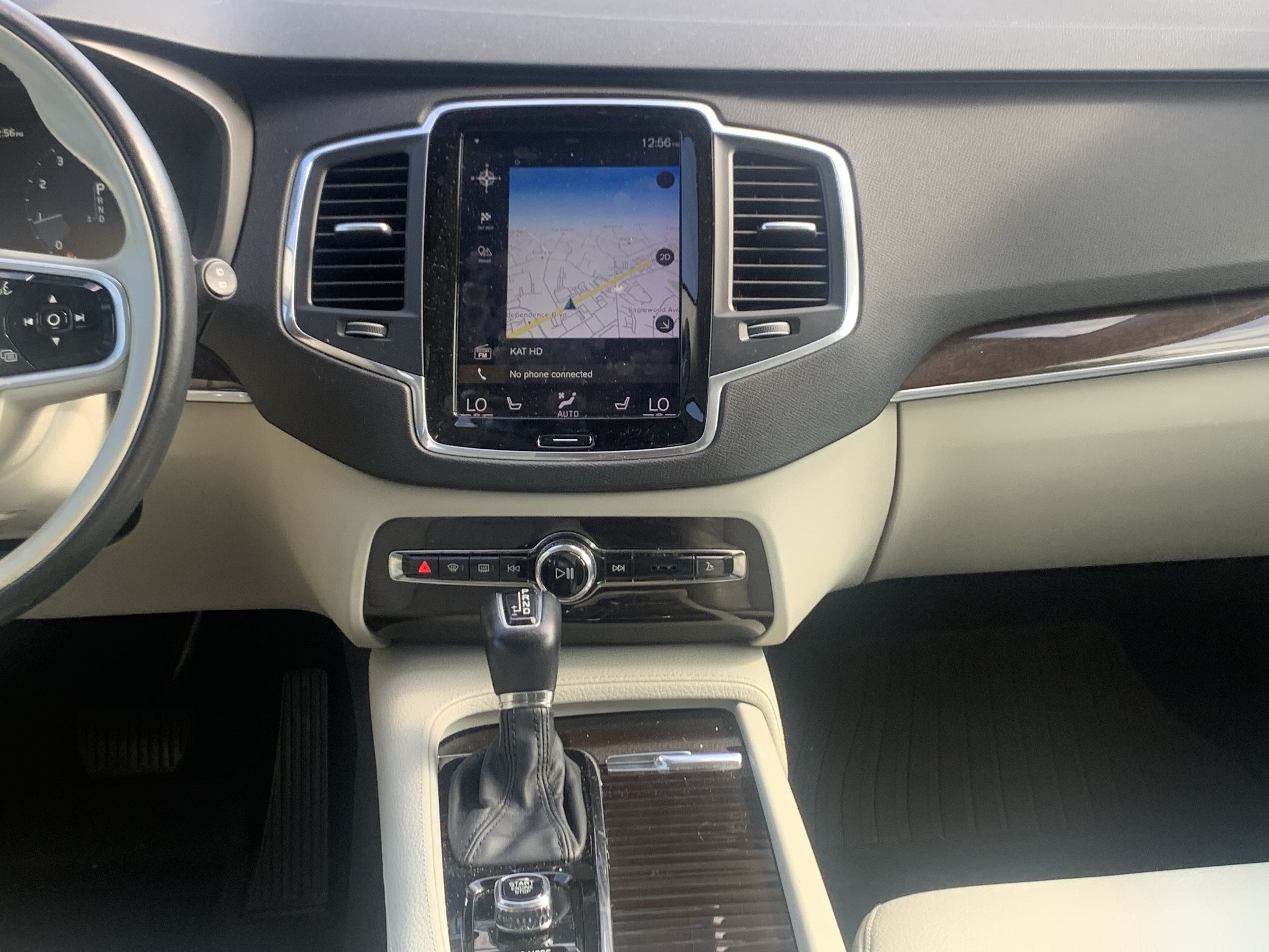 Used 2019 Volvo XC90 T6 Momentum w/ Advanced Package AWD/4WD image 31