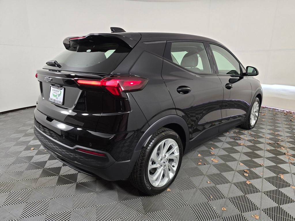 New 2027 Chevrolet Bolt LT w/ Comfort Package FWD image 7