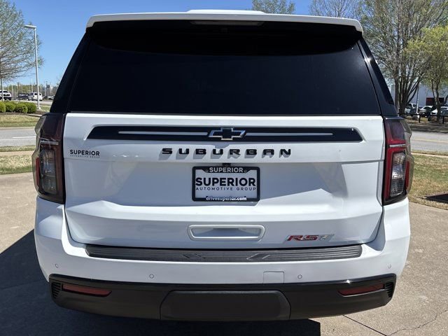 Used 2023 Chevrolet Suburban RST w/ Luxury Package image 5
