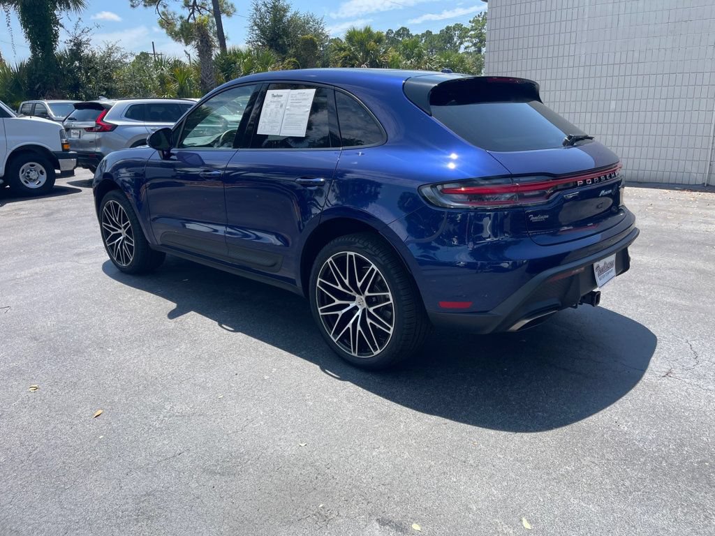 Used 2026 Porsche Macan Turbo AWD/4WD image 3