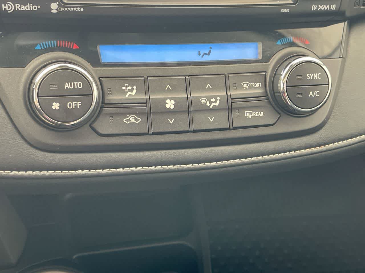 Used 2018 Toyota RAV4 XLE AWD/4WD image 18