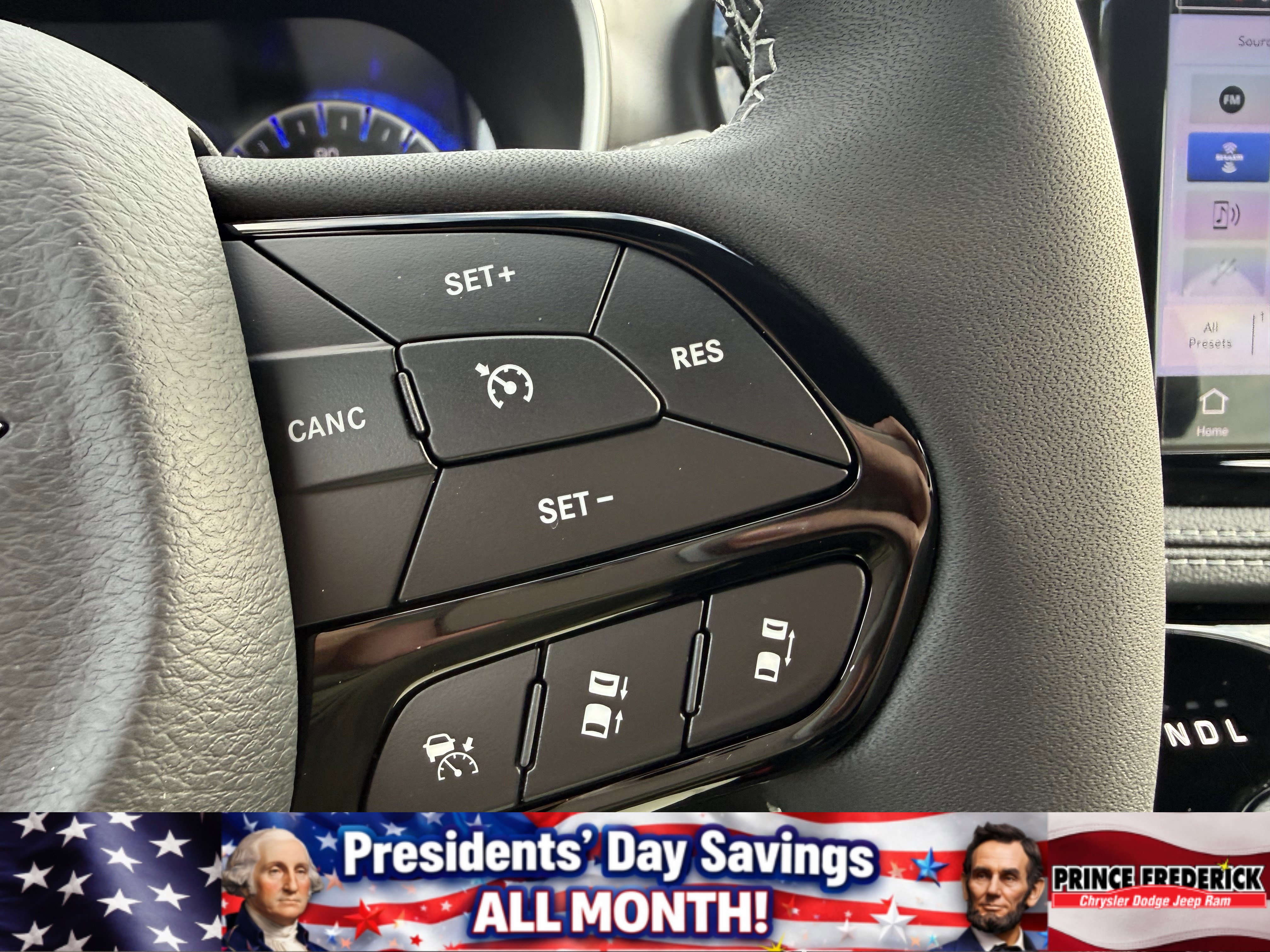 New 2026 Chrysler Pacifica Select image 23