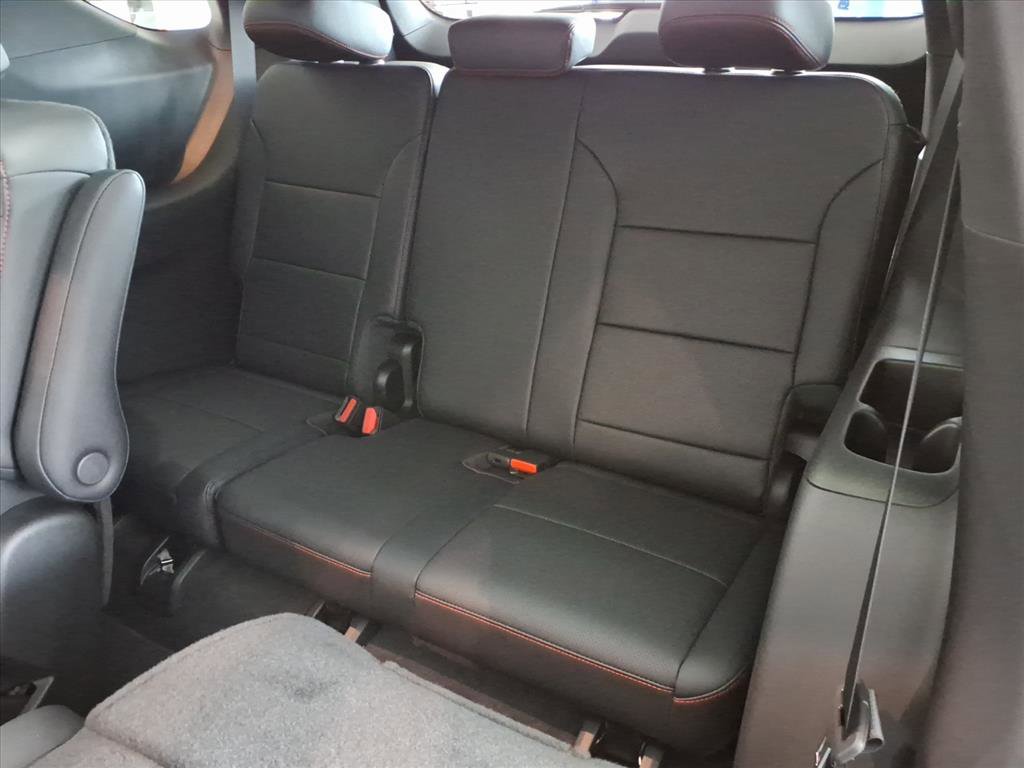 New 2026 Chevrolet Traverse Z71 w/ Driver Confidence Package image 8