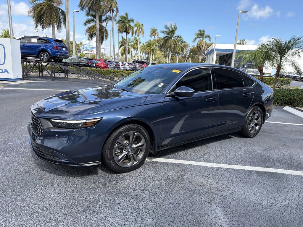 Used 2024 Honda Accord EX-L image 4