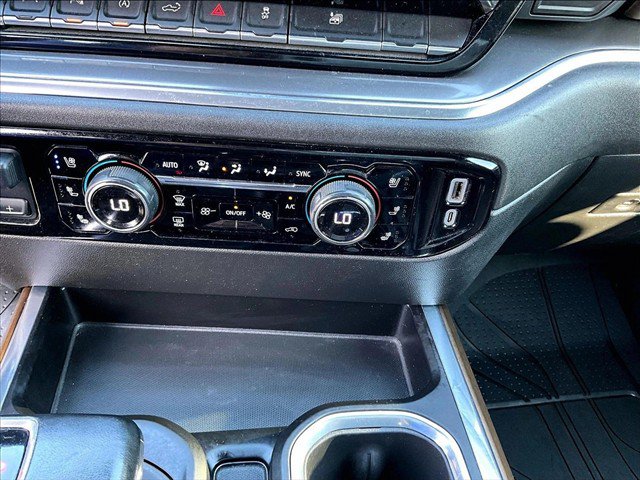 Used 2023 Chevrolet Silverado 1500 High Country RWD image 26
