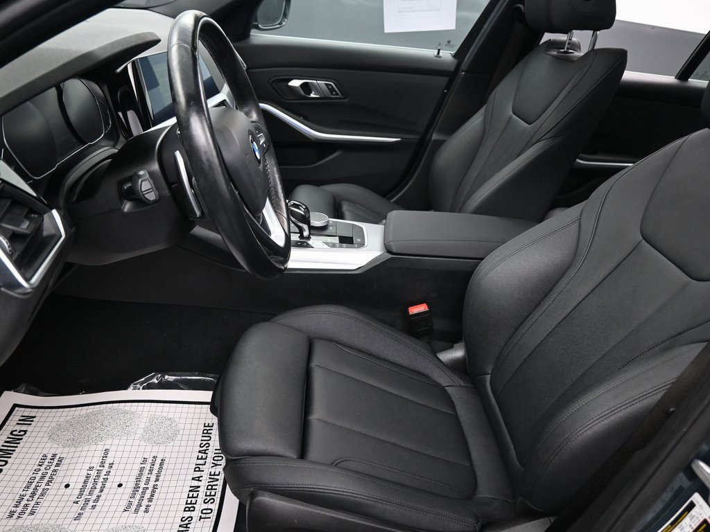 Used 2021 BMW 330i xDrive Sedan w/ Convenience Package image 29