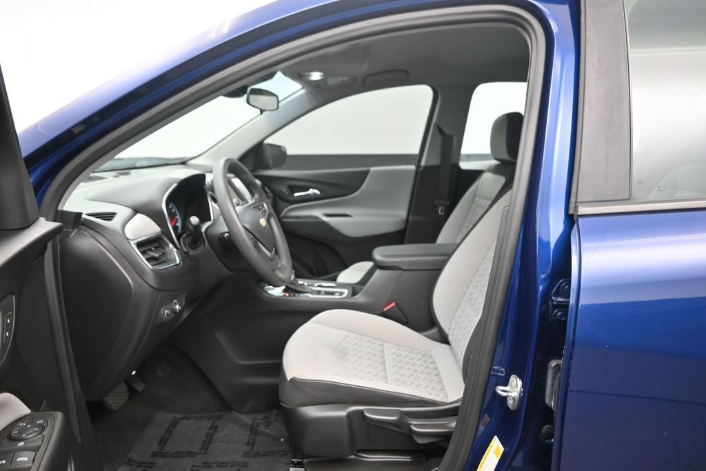 Used 2023 Chevrolet Equinox LS FWD image 11