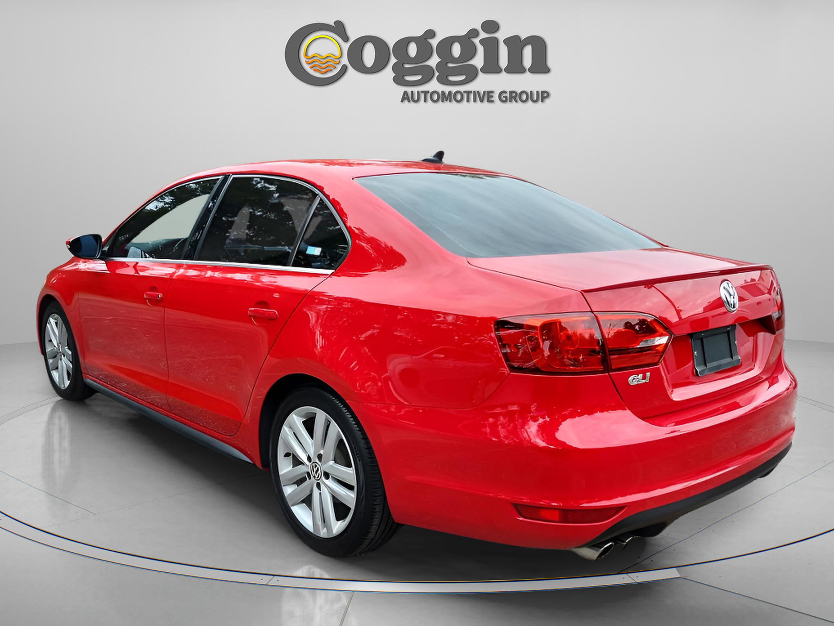 Used 2012 Volkswagen Jetta GLI image 3
