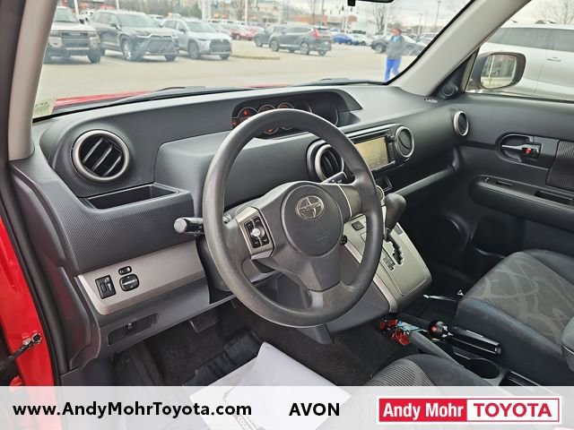 Used 2014 Scion xB image 9