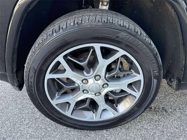 Used 2020 Jeep Grand Cherokee Overland image 35