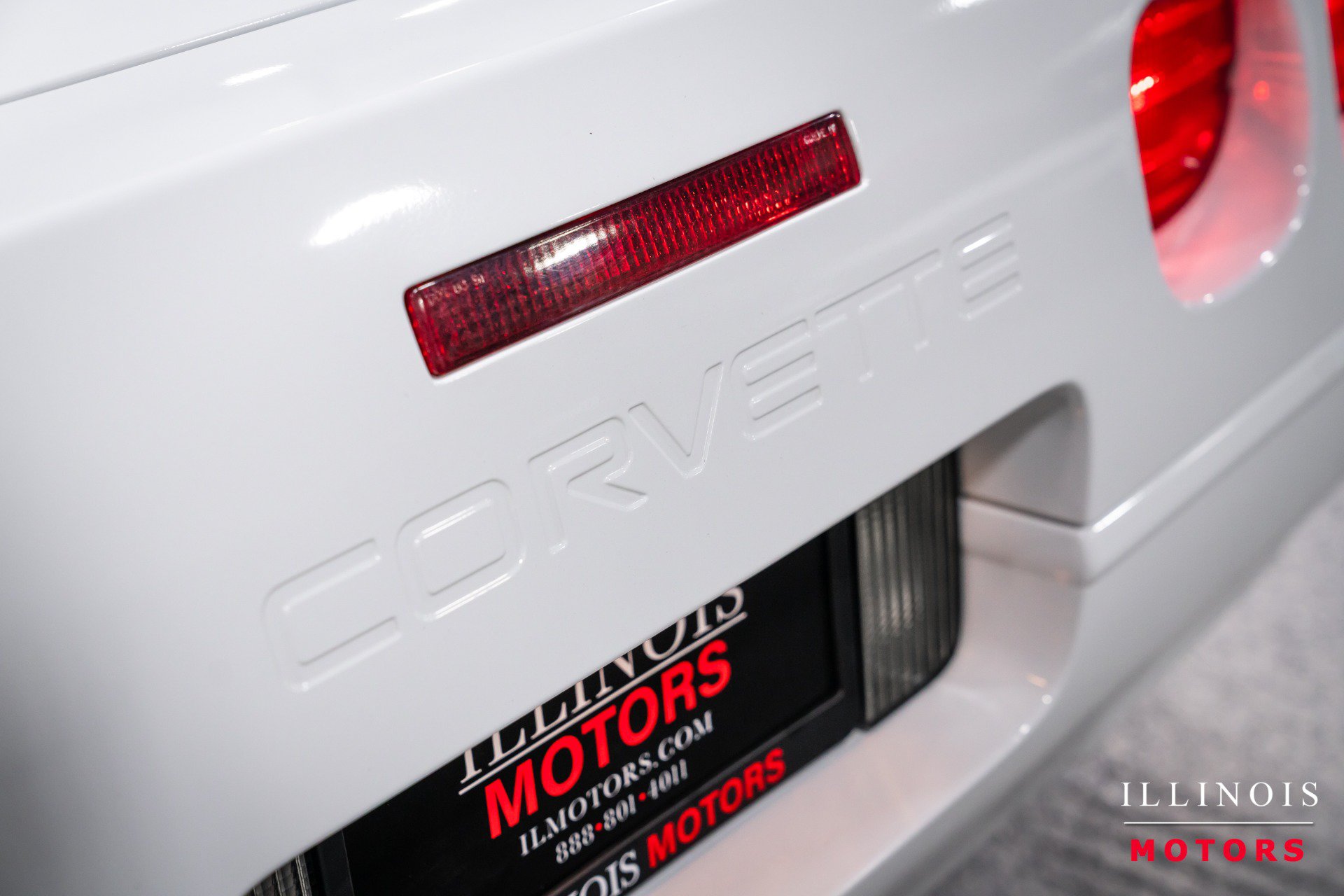 Used 1991 Chevrolet Corvette Convertible RWD image 13
